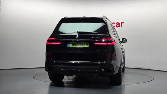 BMW X7 (G07) xDrive 40i M 6 2025 4