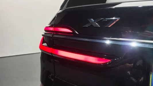 BMW X7 (G07) xDrive 40i M 6 2025 23