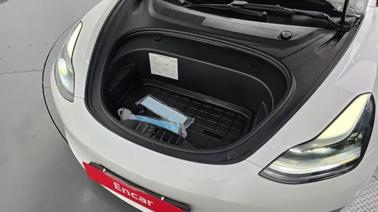 Tesla 3 RWD 2022 6