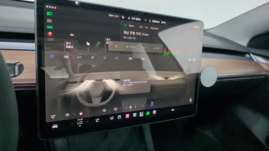 Tesla 3 RWD 2022 14