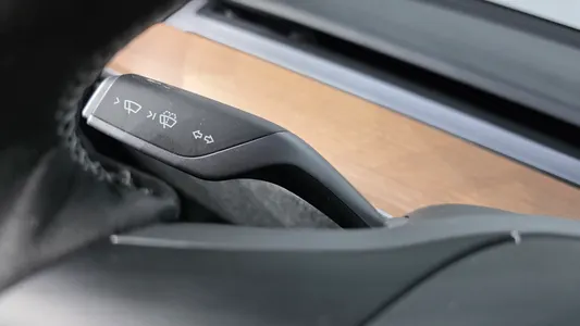 Tesla 3 RWD 2022 29