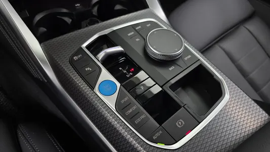 BMW i4 eDrive40 M 2023 9