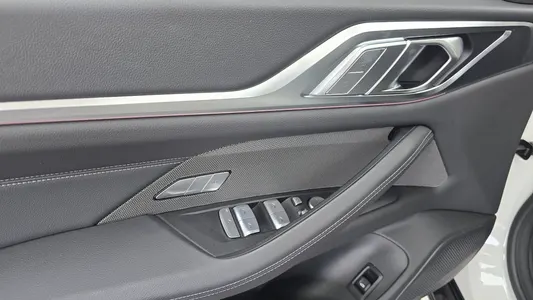 BMW i4 eDrive40 M 2023 29