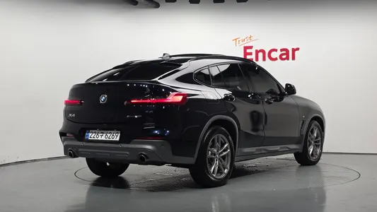 BMW X4 (G02) xDrive20i M X 2021