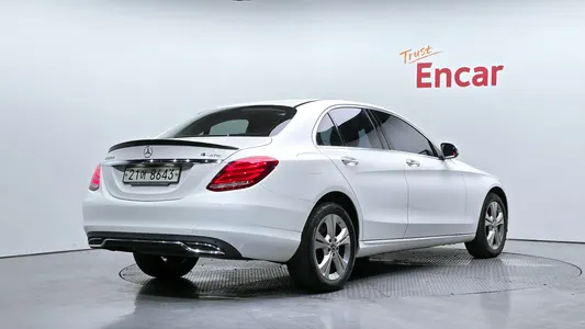Mercedes-Benz C-Class W205 C220 d 4MATIC 2018