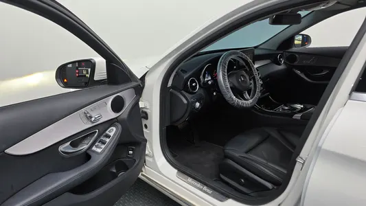 Mercedes-Benz C-Class W205 C220 d 4MATIC 2018 9