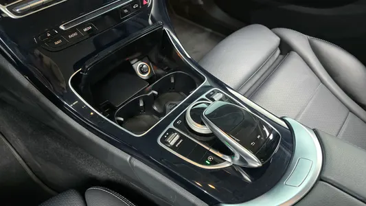 Mercedes-Benz C-Class W205 C220 d 4MATIC 2018 27