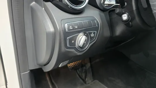 Mercedes-Benz C-Class W205 C220 d 4MATIC 2018 28