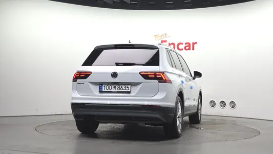 Volkswagen 2 2.0 TDI 2020 4
