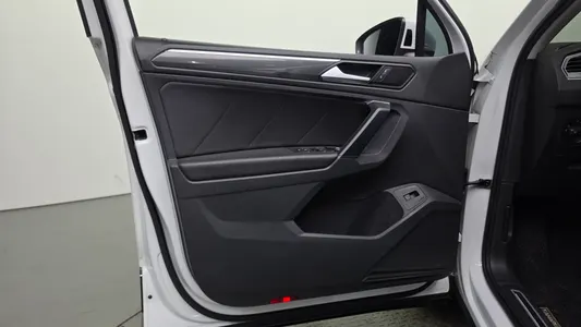 Volkswagen 2 2.0 TDI 2020 24