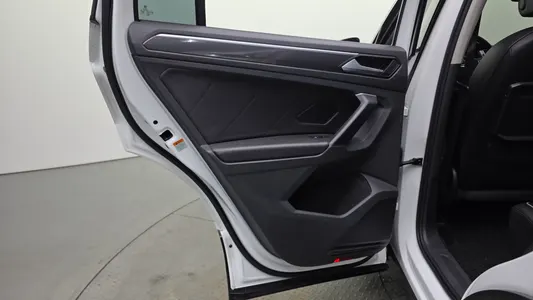 Volkswagen 2 2.0 TDI 2020 25