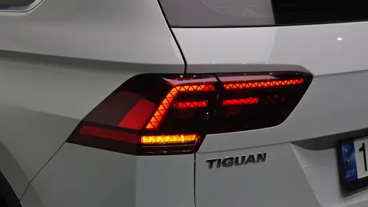 Volkswagen 2 2.0 TDI 2020 23