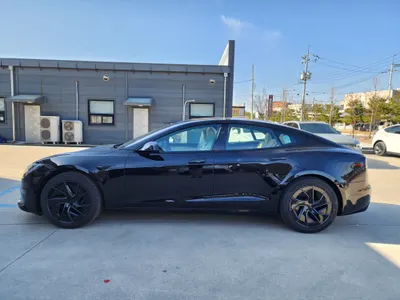 Tesla S 2026 5