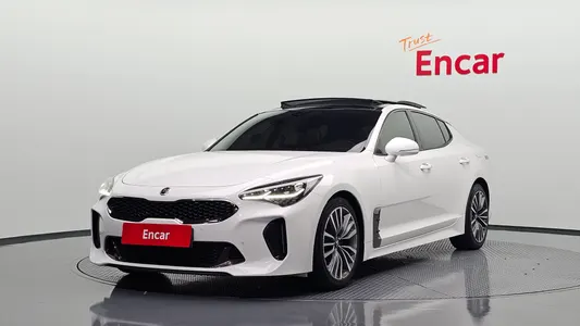 Kia Stinger 2.0 2WD 2018