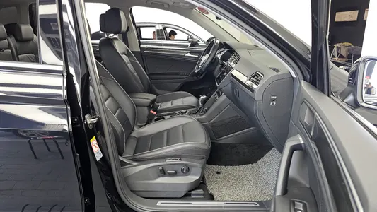 Volkswagen 2 2.0 TDI 4 2020 11