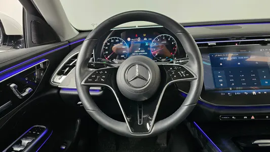 Mercedes-Benz E-Class W214 E200 2024 14