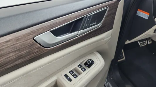 Volkswagen 아틀라스 2.0 TSI R-LINE 6 2026 17