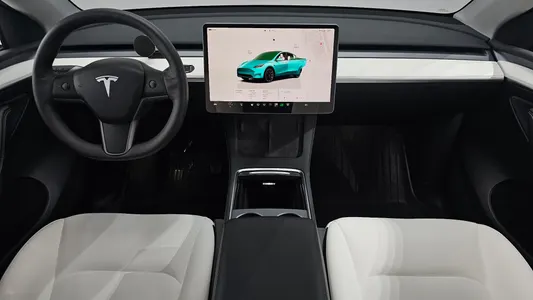 Tesla Y RWD 2023 7