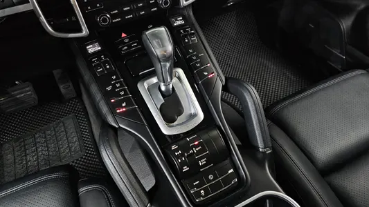 Porsche 카이엔 3.0 2017 9