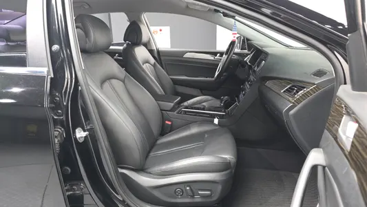 Hyundai LF 2.0 2016 11