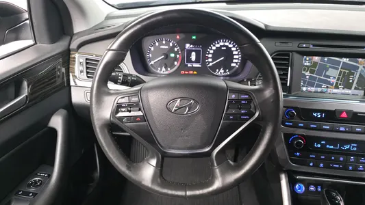 Hyundai LF 2.0 2016 13
