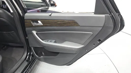 Hyundai LF 2.0 2016 25