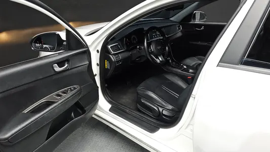 Kia K5 2 2.0 LPI 2019 10
