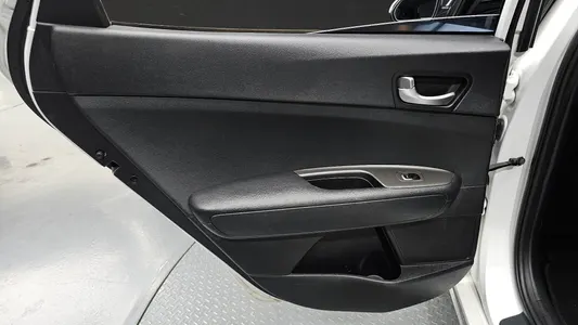 Kia K5 2 2.0 LPI 2019 25