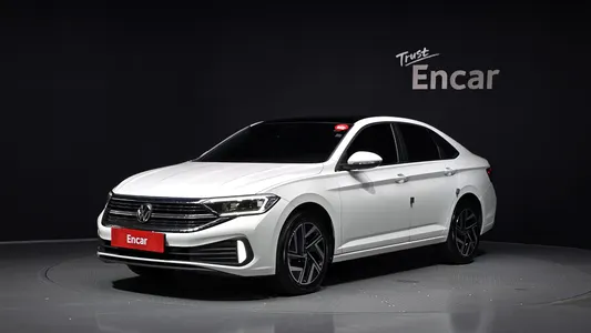 Volkswagen 7 1.5 TSI 2022