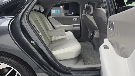 Hyundai Ioniq 6 AWD 2024 12