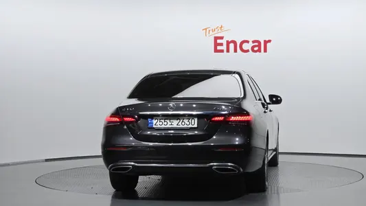 Mercedes-Benz E-Class W213 E350 4MATIC 2021 4