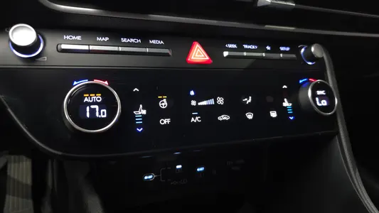 Hyundai (DN8) 2.0 2024 16