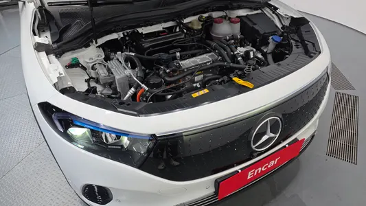 Mercedes-Benz EQA H243 EQA250 2025 6