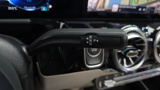 Mercedes-Benz EQA H243 EQA250 2025 9