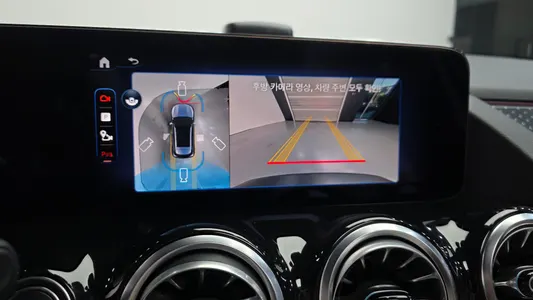 Mercedes-Benz EQA H243 EQA250 2025 15