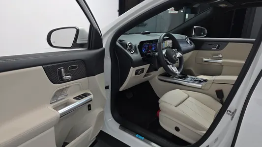 Mercedes-Benz EQA H243 EQA250 2025 10