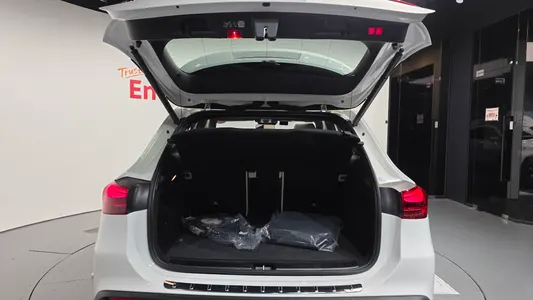 Mercedes-Benz EQA H243 EQA250 2025 20