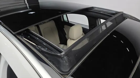 Mercedes-Benz EQA H243 EQA250 2025 19