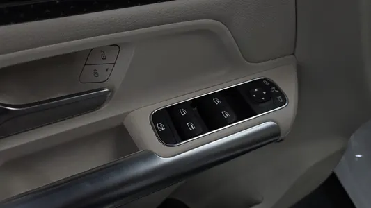 Mercedes-Benz EQA H243 EQA250 2025 27