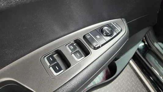 Kia K5 2 2.0 SX 2016 26