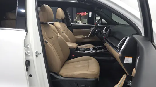Kia 4 HEV 1.6 2WD 2024 11
