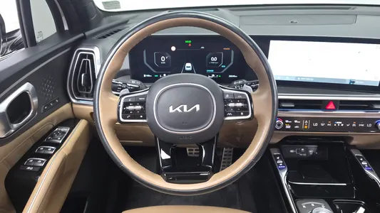 Kia 4 HEV 1.6 2WD 2024 14