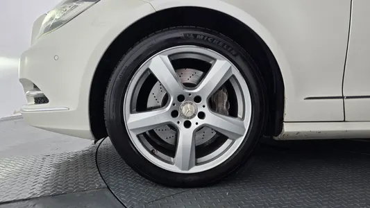 Mercedes-Benz CLS-Class W218 CLS350 2013 5