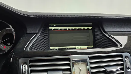 Mercedes-Benz CLS-Class W218 CLS350 2013 13
