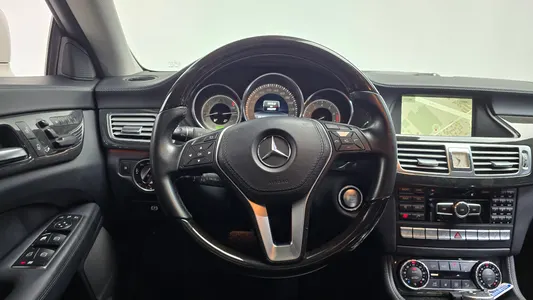 Mercedes-Benz CLS-Class W218 CLS350 2013 14