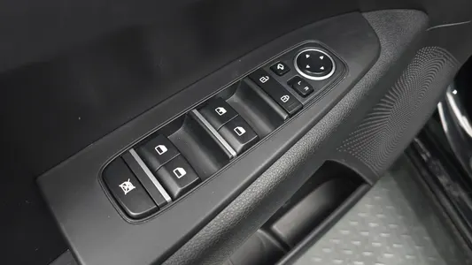 Kia K3 2 1.6 2022 28