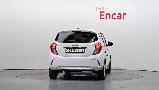 Chevrolet Spark LT 2021 4