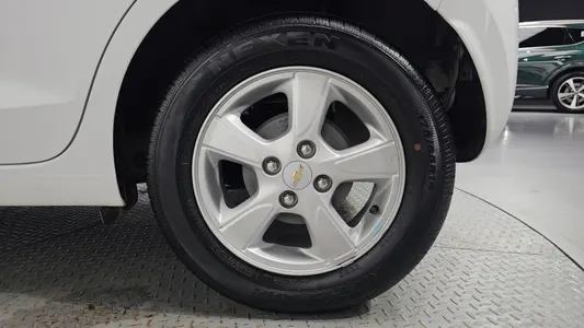 Chevrolet Spark LT 2021 21