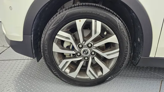 KG Mobility 티볼리 아머 TX 2WD 2019 5