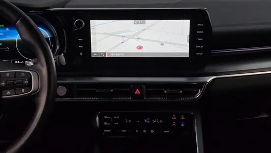 Kia K5 3 2.0 2023 12
